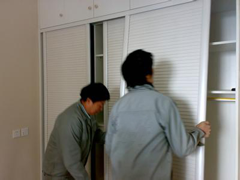 木門翻新怎么做，木門翻新刷漆